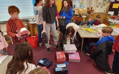 Christmas Shoebox Appeal – Team Hope